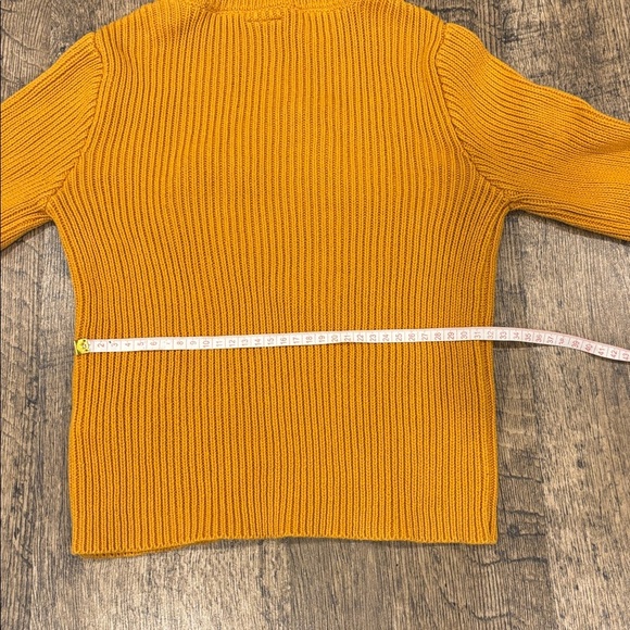 Disney x Forever 21 Women's Yellow Turtleneck Sweater with Mickey Design (S) - Picture 6 of 9